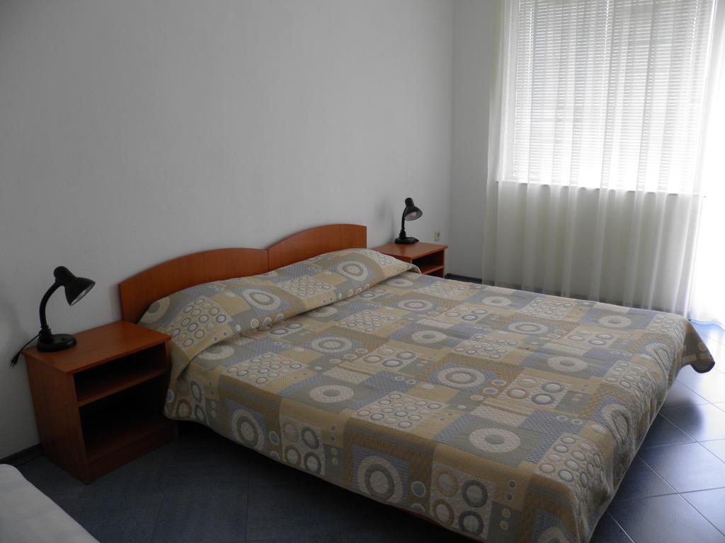 Family Hotel Maritime Ахтопол Екстер'єр фото